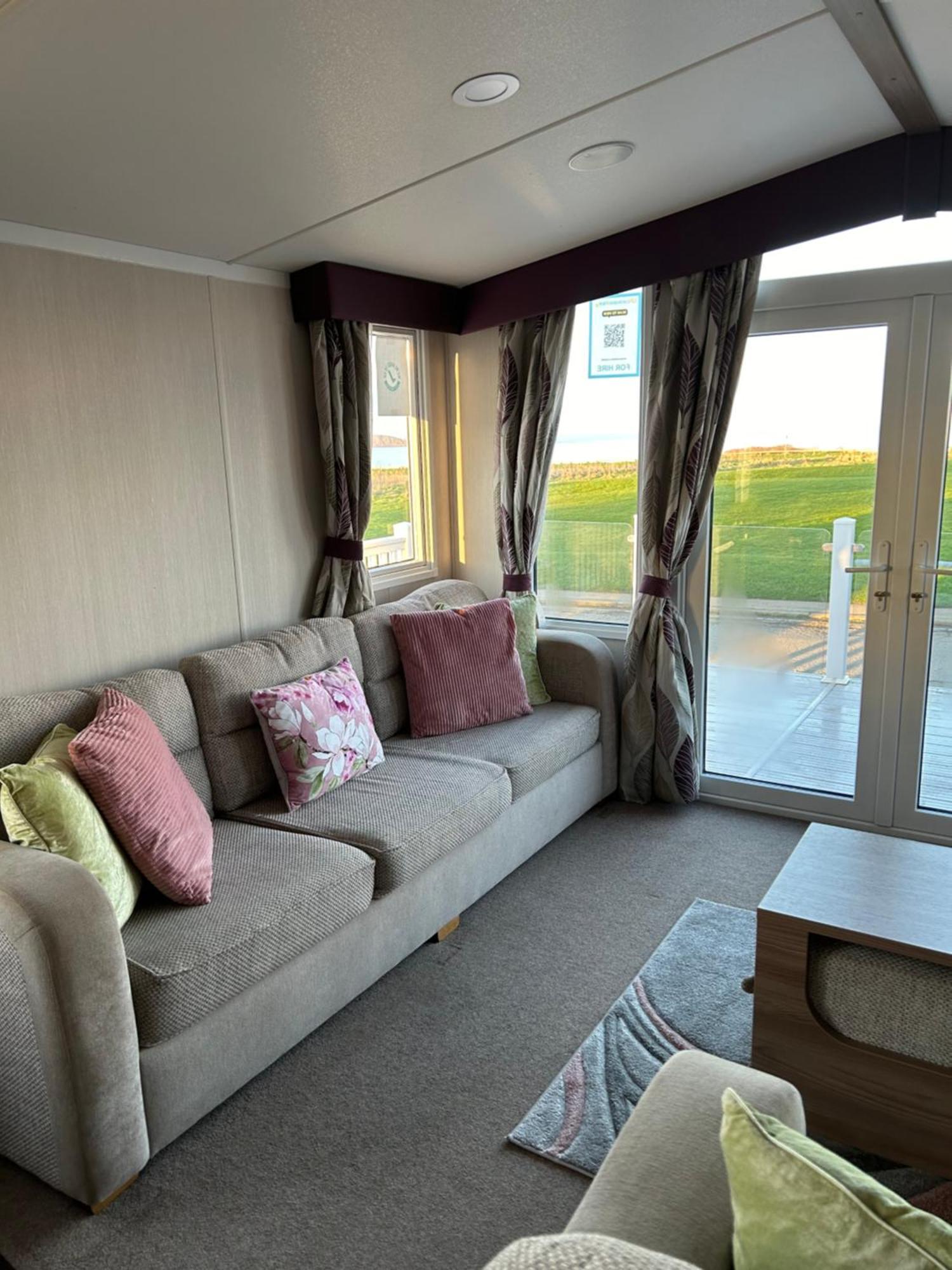 3 Bedroomed Caravan With Amazing Sea Views! Scarborough Exterior photo